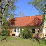 Holiday home Mueritzparadies *